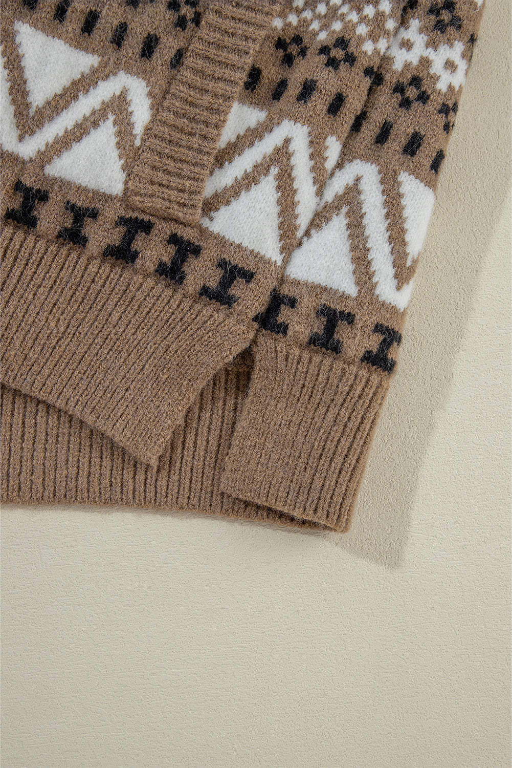 Brown Geometric Print Ribbed Trim Zipper Collar Sweater